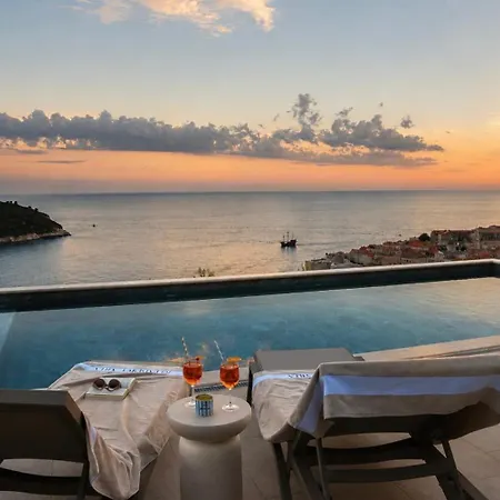 La Dolce Luxury Penthouse With Rooftop Pool & Sea View Dubrovnik
