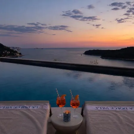 דירה La Dolce Luxury Penthouse With Rooftop Pool & Sea View *