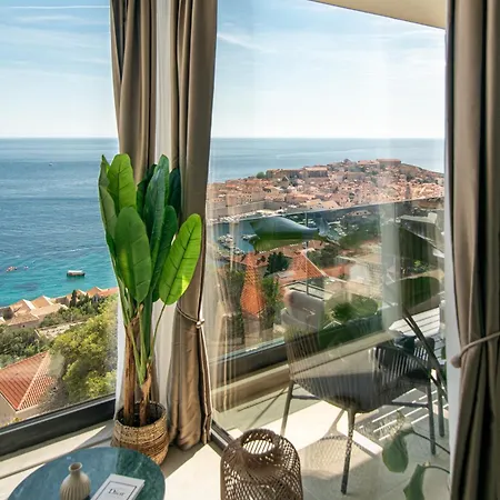 Daire La Dolce Luxury Penthouse With Rooftop Pool & Sea View Dubrovnik