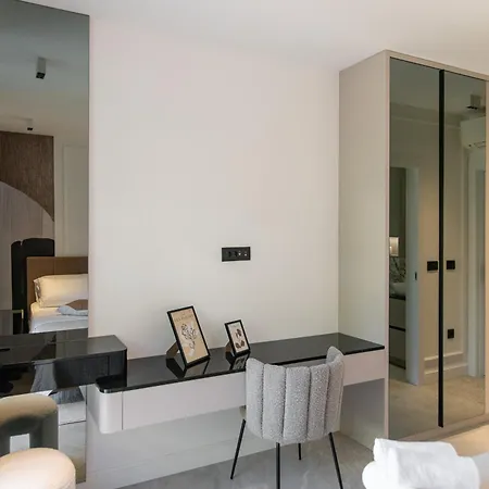 דירה La Dolce Luxury Penthouse With Rooftop Pool & Sea View דוברובניק